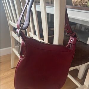 Elegant Red Leather Shoulder Bag